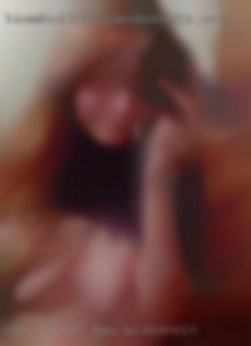 Man  or woman to play with wife and Green Bay, Wisconsin  i.